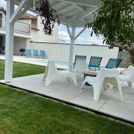 Maison De Avec Piscine Et Jardin Prive Ferienhaus