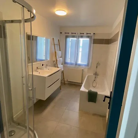 בית נופש Maison De Avec Piscine Et Jardin Prive