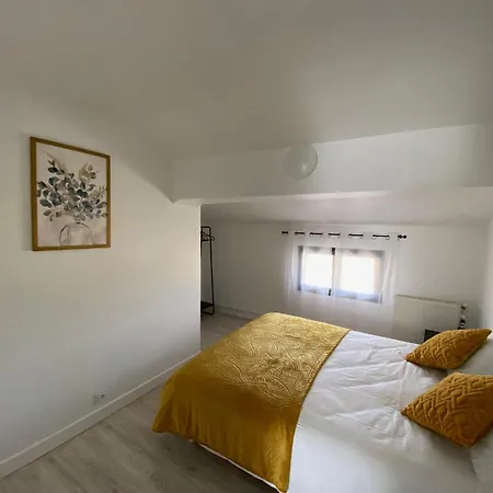 Maison De Avec Piscine Et Jardin Prive בית נופש *